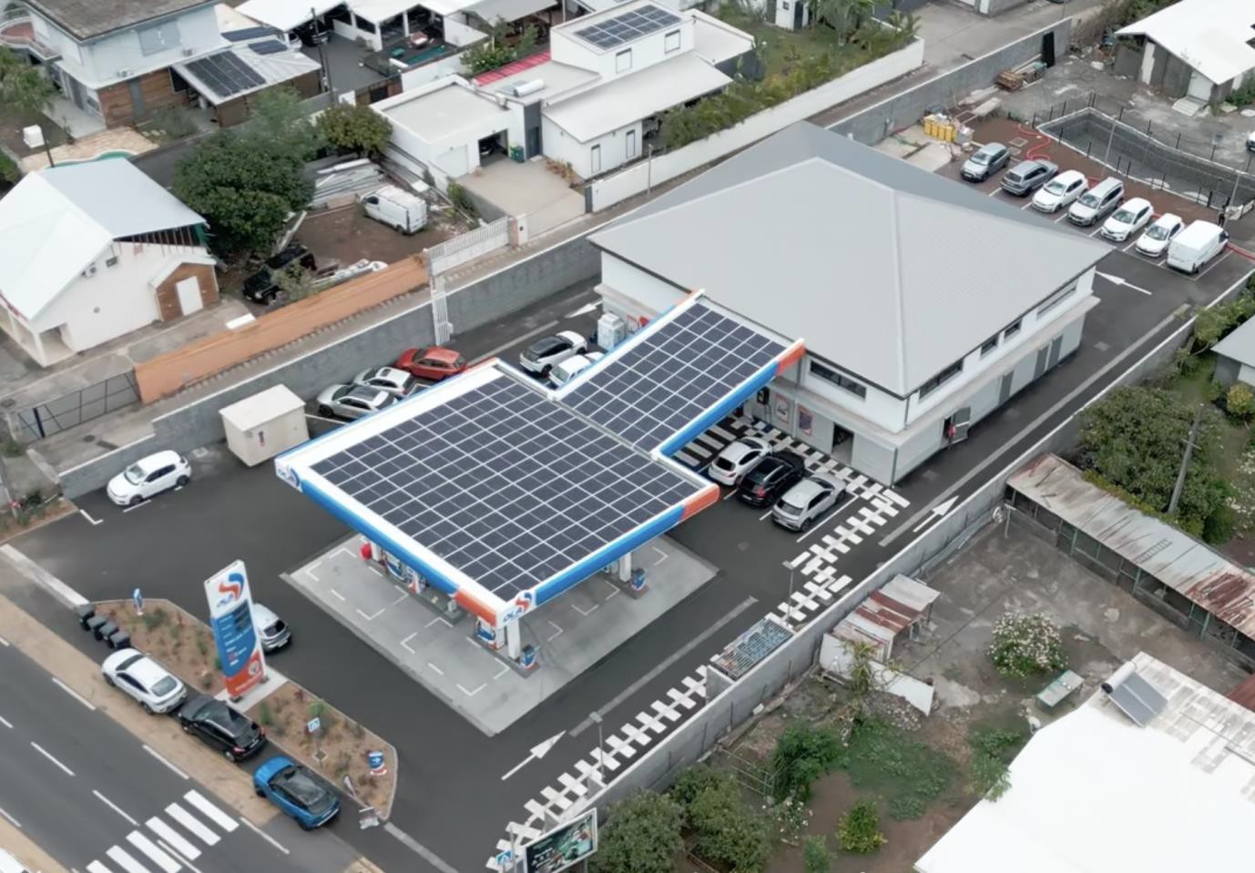 Ombrière PV et IRVE OLA Moulin Joli 50 kWc